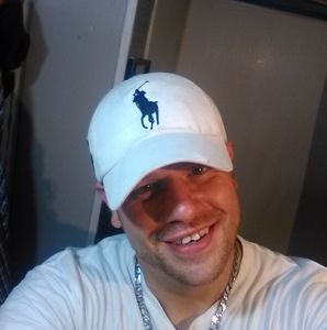 Meet your Posher, Casey